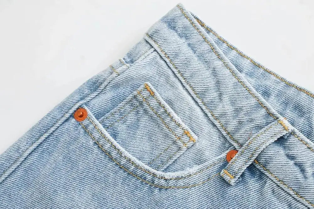 Women's Ripped Style Mom Jeans Women's Ripped Style Mom Jeans