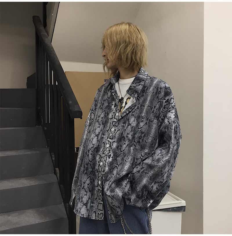 Unisex Shirt in Snake Print Unisex Shirt in Snake Print