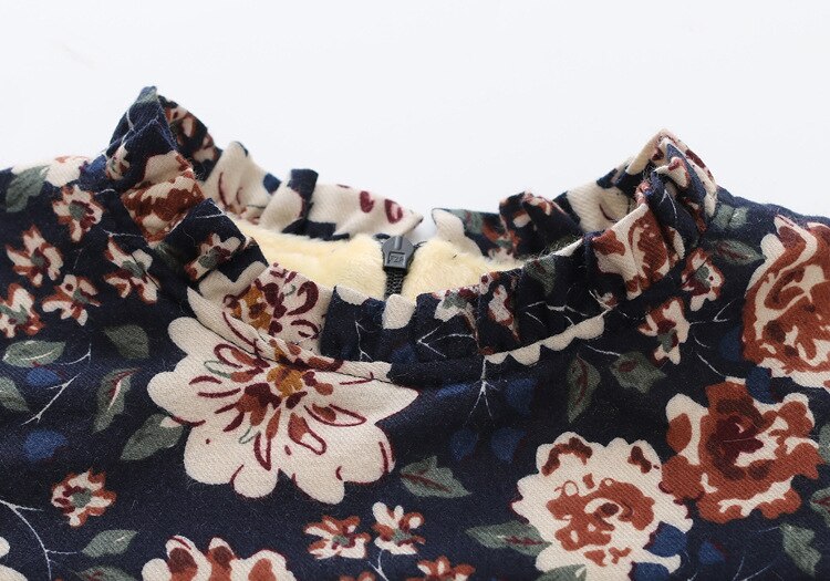 Casual Long Sleeved Cotton Dress with Bow