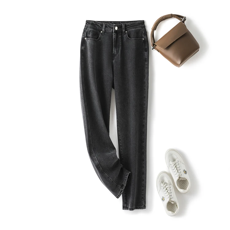 Plus Size Summer Jeans for Women