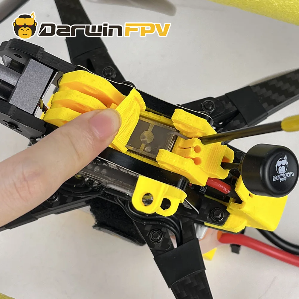 DarwinFPV HULK Ⅱ Cinematic FPV Drone 5 Inch Quadcopters 5.8G 1000mW waterproof VTX DarwinFPV HULK Ⅱ Cinematic FPV Drone 5 Inch Quadcopters 5.8G 1000mW waterproof VTX