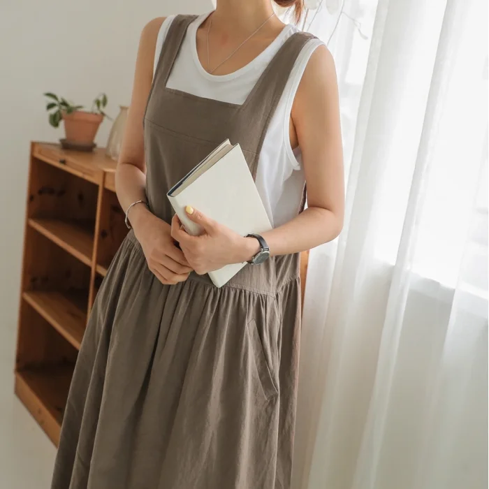 Women's Cotton Sleeveless Dress with Pockets